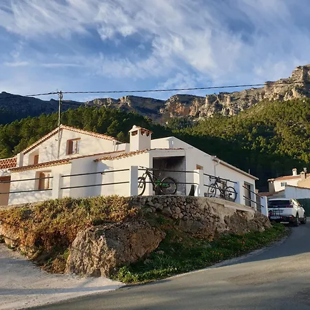 Chalet Casa Del Ciervo Mas Que Cortijo Prados